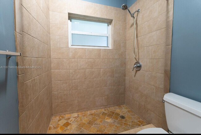 Building Photo - 15345 SW 104th Ave