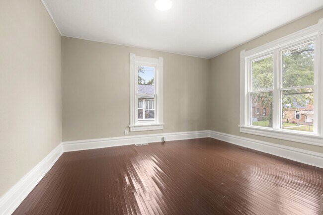 Building Photo - 308 Miriam Ave