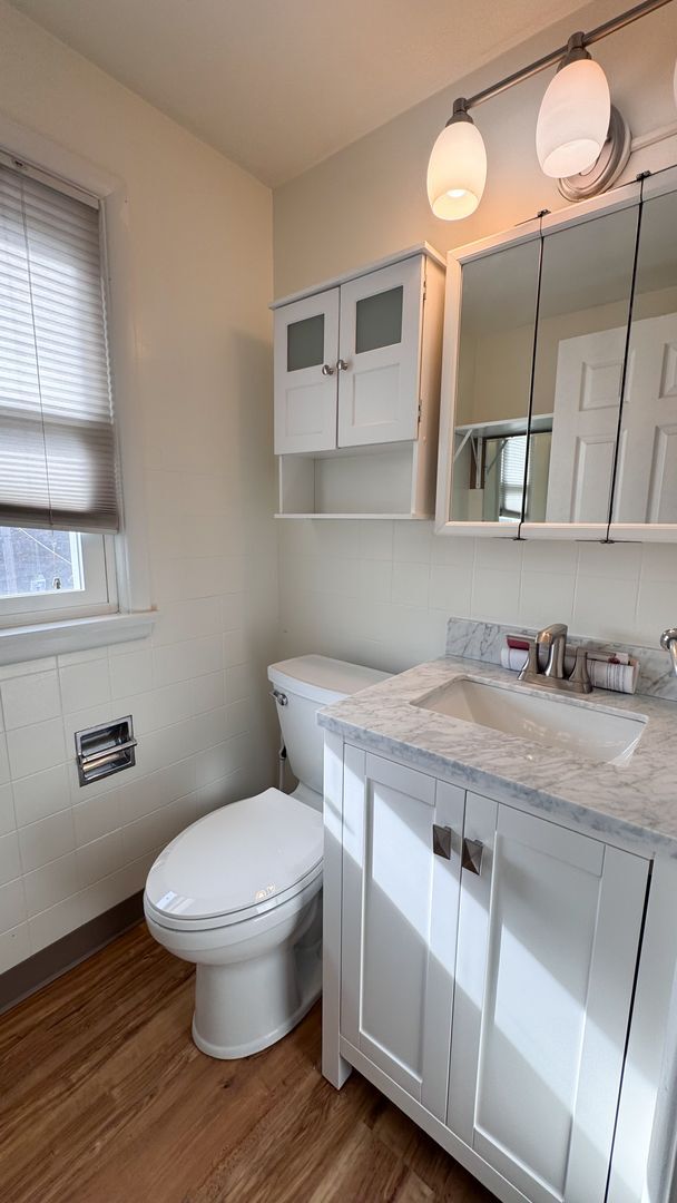 Building Photo - 120 Garden St