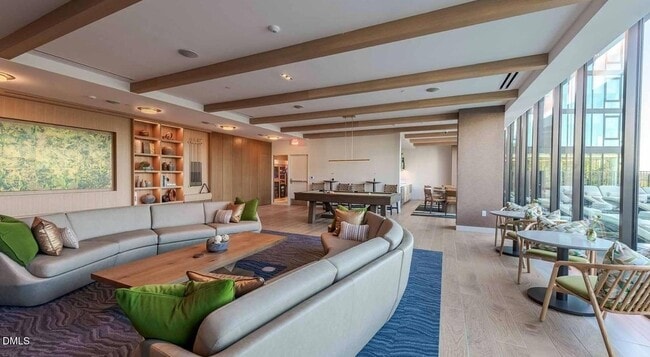 Building Photo - 1020 Hammell Dr