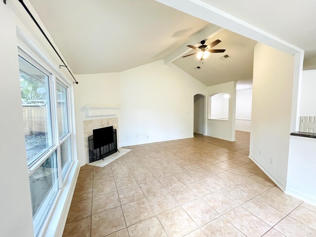 Open living area - 14511 Enola Dr