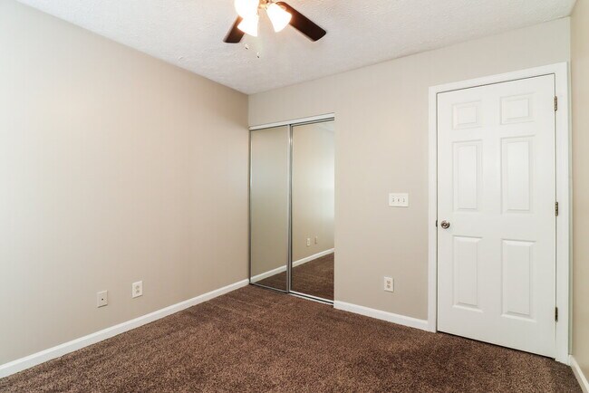 Building Photo - 235 Osmanthus Way