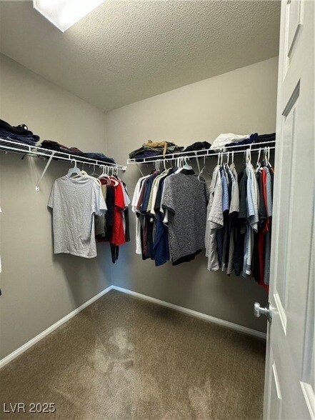 Building Photo - 745 Shiva St