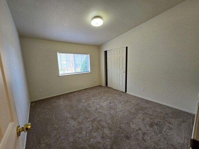 Building Photo - 4161 W Foothill Dr