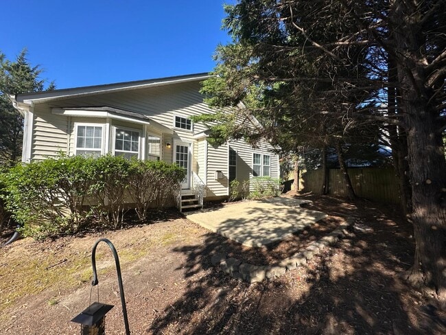 Building Photo - 4300 Mantua Way