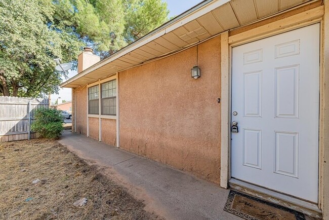 Building Photo - 4503 Fairgate Dr