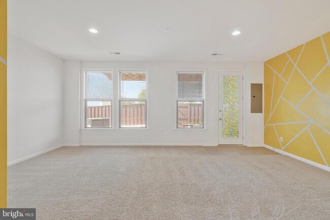 Building Photo - 42502 Dogwood Glen Square