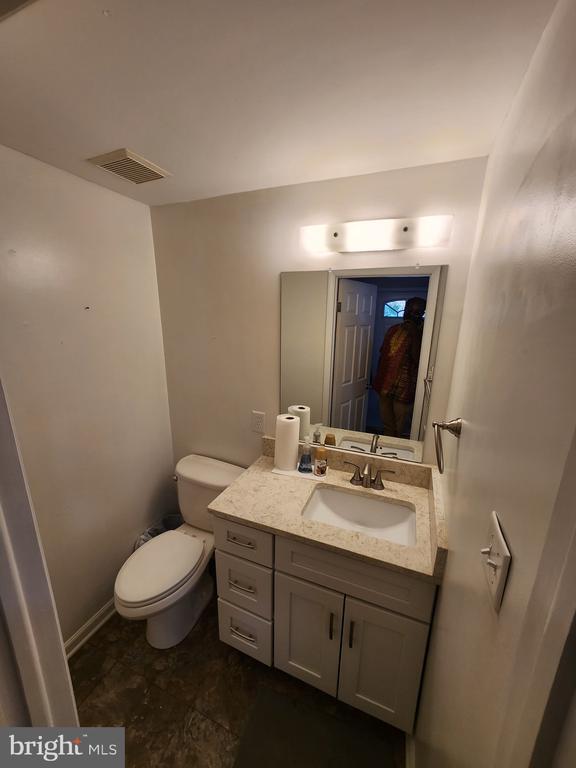 Building Photo - 249 Canfield Terrace