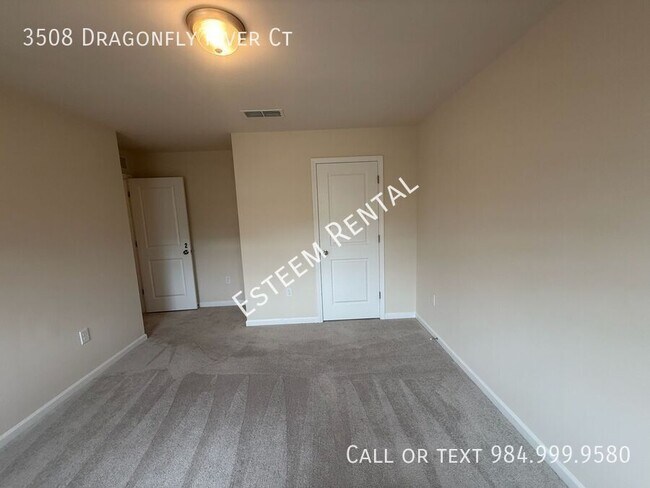Building Photo - 3508 Dragonfly River Ct