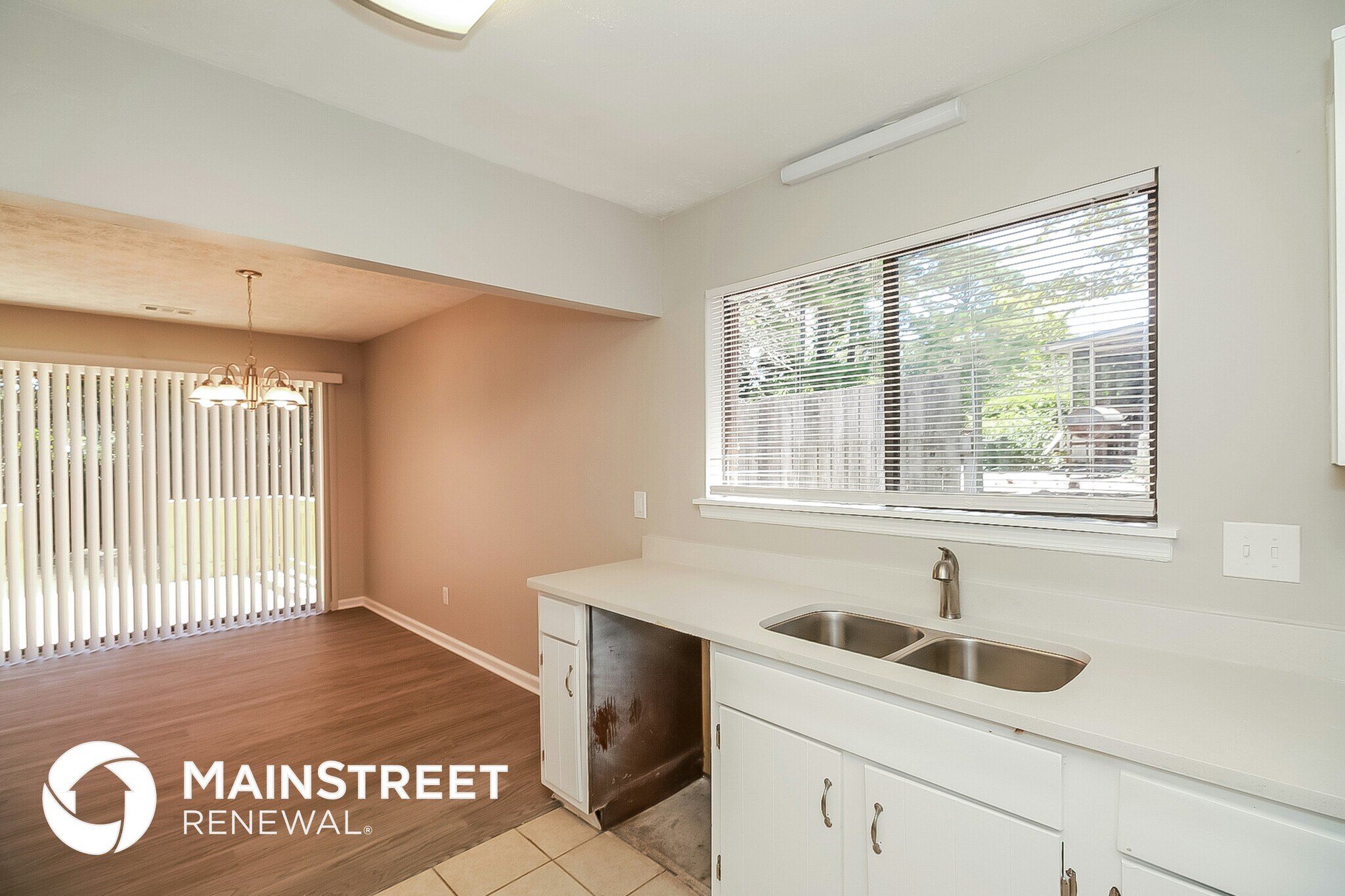 Building Photo - 8178 Winewood Way