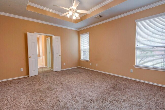 Building Photo - 3 Viola Bloom Ct