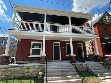 Building Photo - Olive Duplex