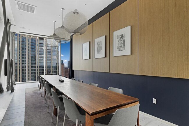 Building Photo - 301 West Ave