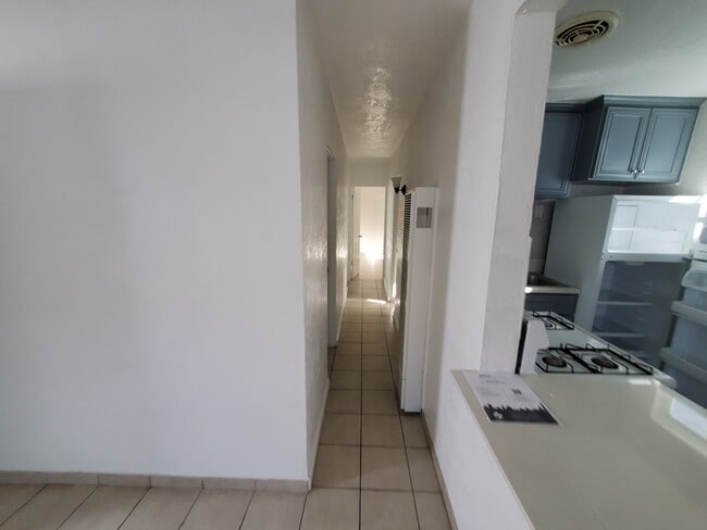 Building Photo - 2309 Grand Ave