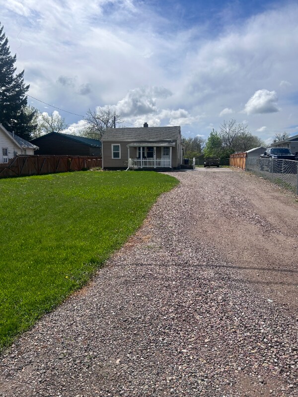 Building Photo - 200 18th St SW