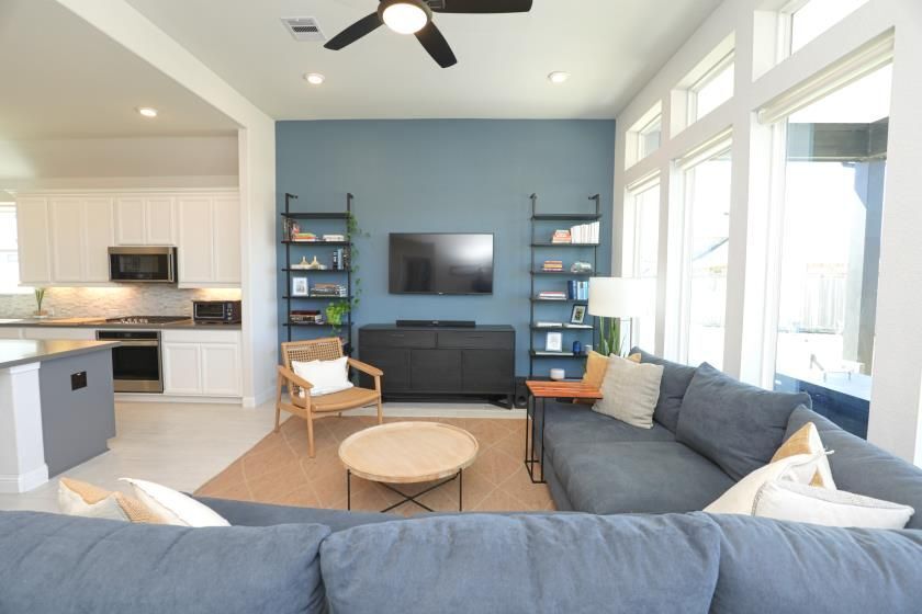 Building Photo - 15335 Leal Rancho Ct