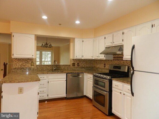 Building Photo - 18520 Cherry Laurel Ln