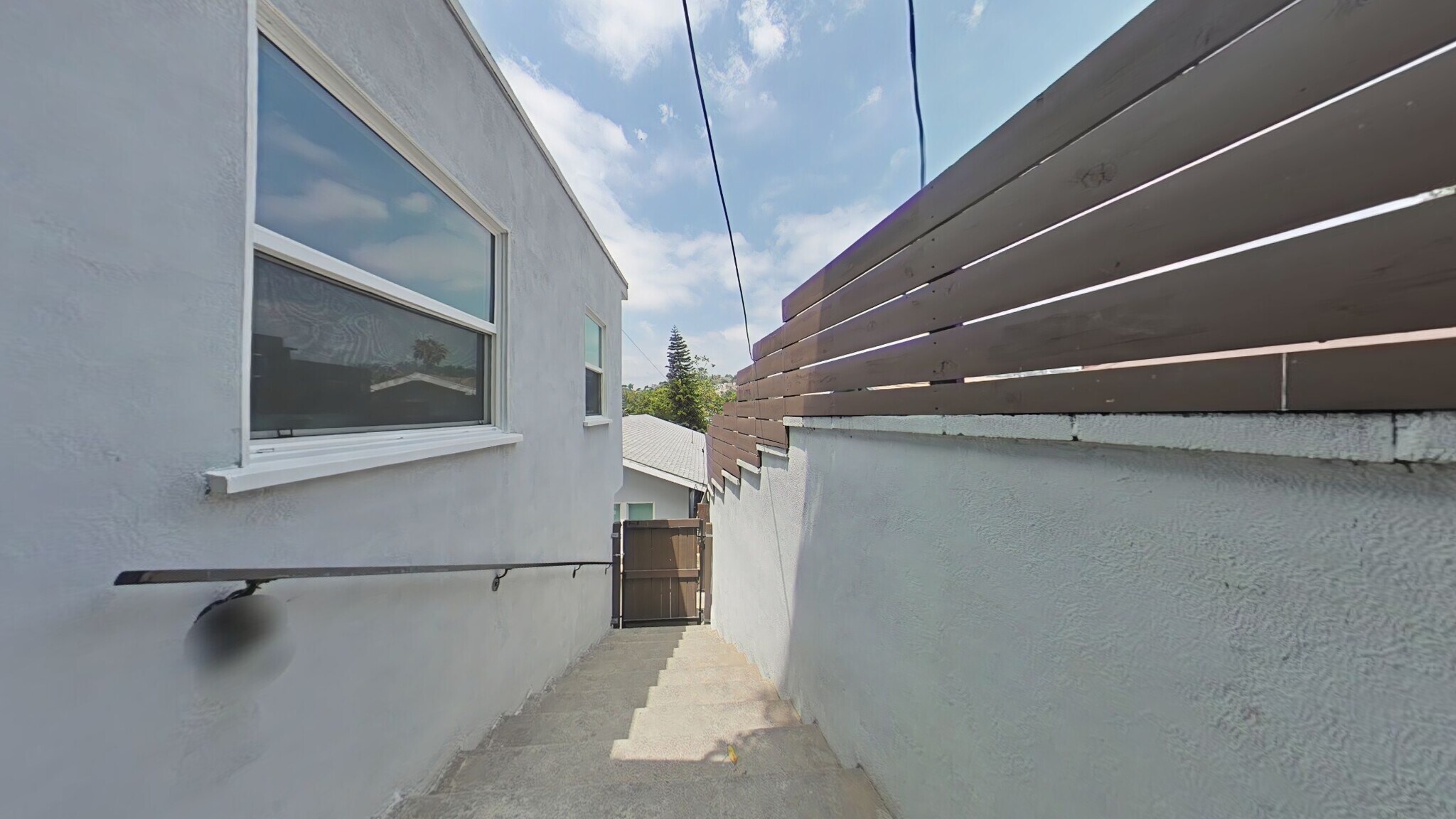 Entrance - 3820 Homer St