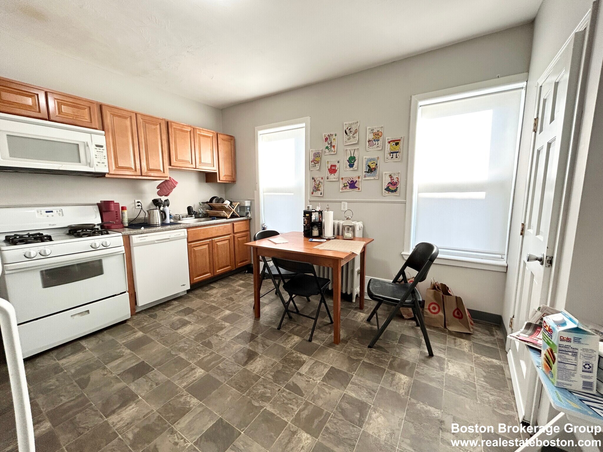 Building Photo - 153 E Cottage St