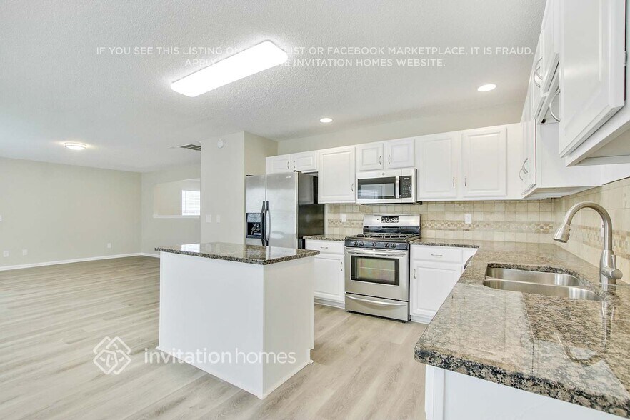 Building Photo - 161 Parkview Ln