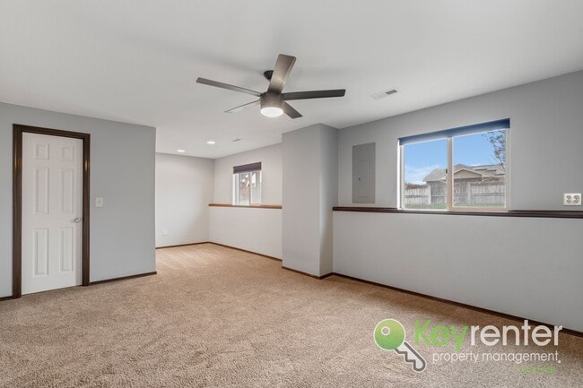 Building Photo - Beautiful 4 Bedroom 3 Bath | Goddard School District