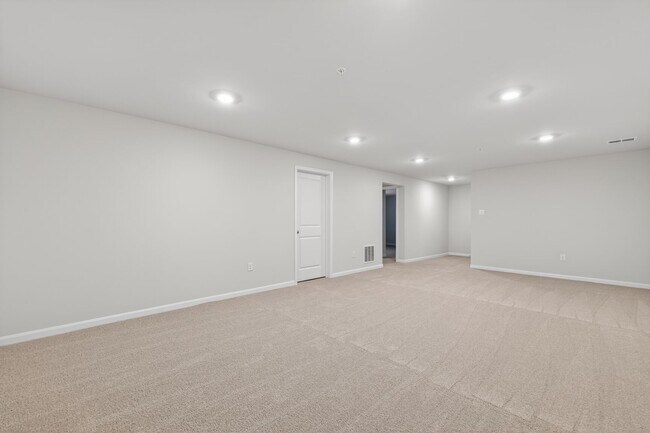 Building Photo - 462 Herringbone Wy