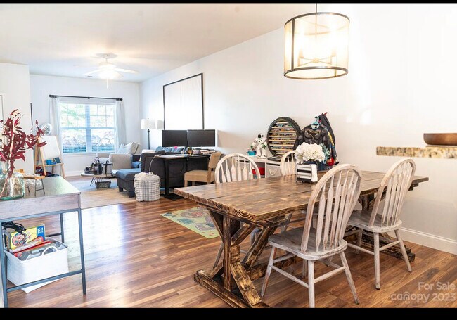 Building Photo - 12558 McGrath Dr