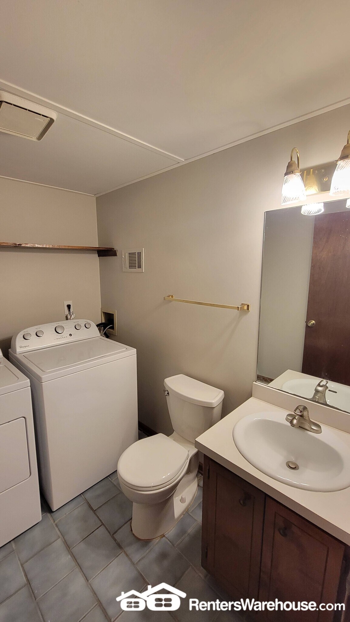Building Photo - 2532 Mistletoe Ln SW
