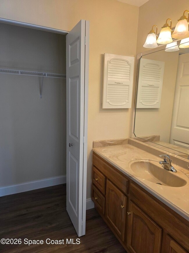 Building Photo - 1431 Sheafe Ave NE