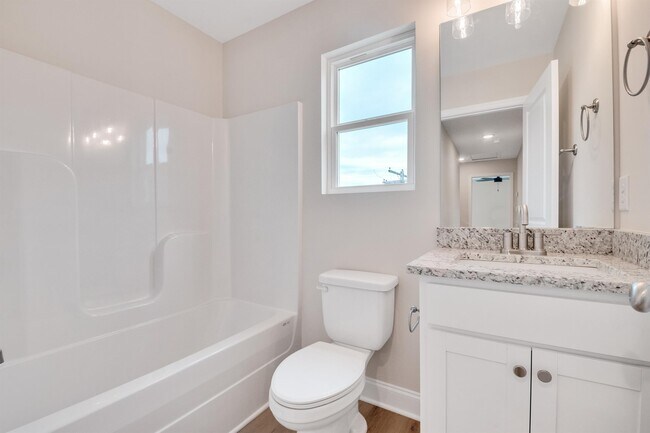 Building Photo - 1922 S Watkins St