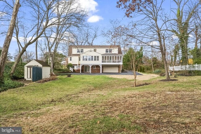 Building Photo - 6321 Higham Dr