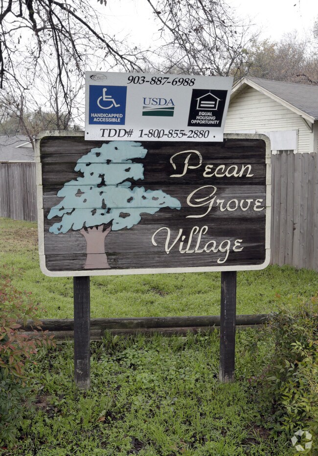 Building Photo - Lakeridge Apartments