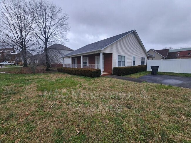 Primary Photo - 919 Nottingham Dr