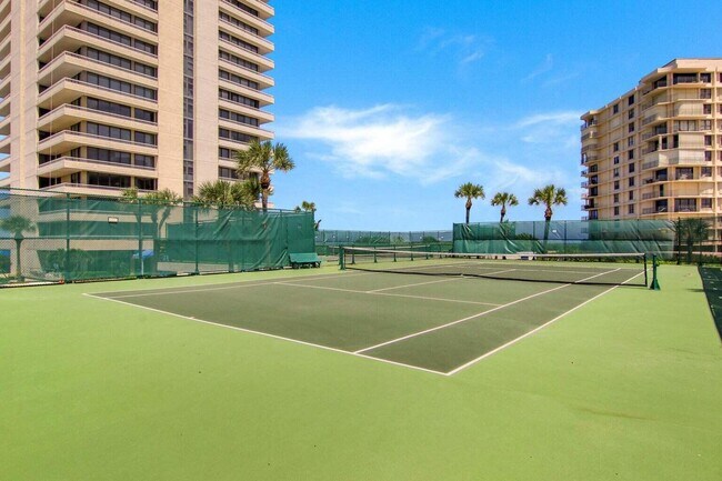 Building Photo - 5510 N Ocean Dr
