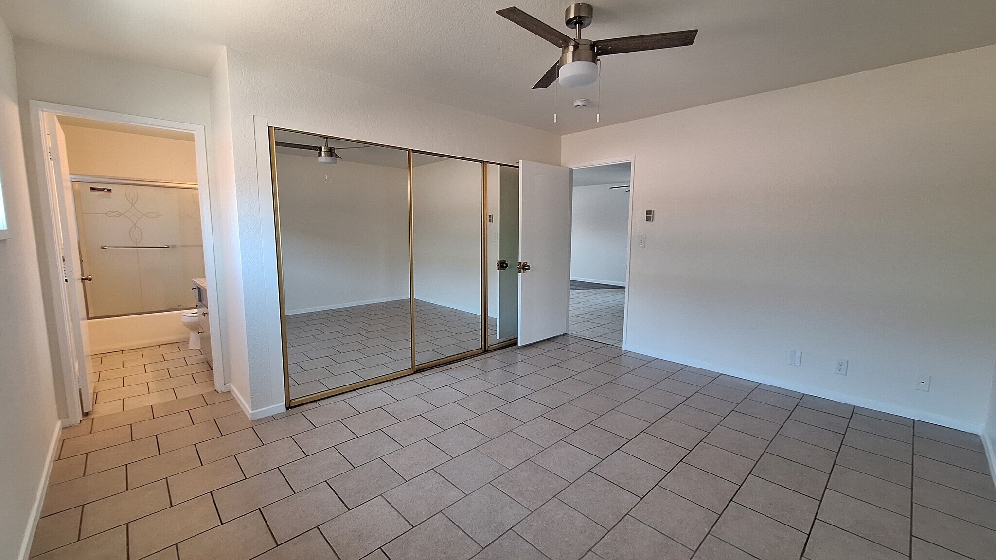 Building Photo - 13230 Cordary Ave