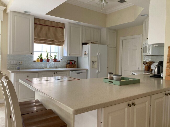 Building Photo - 8251 Tobago Ln