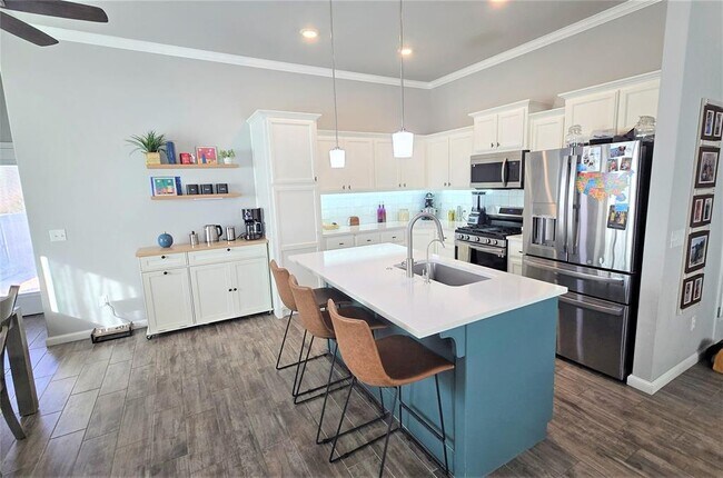 Building Photo - 2310 Arcady Ave