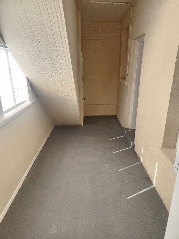 Building Photo - 1820 Montana Ave