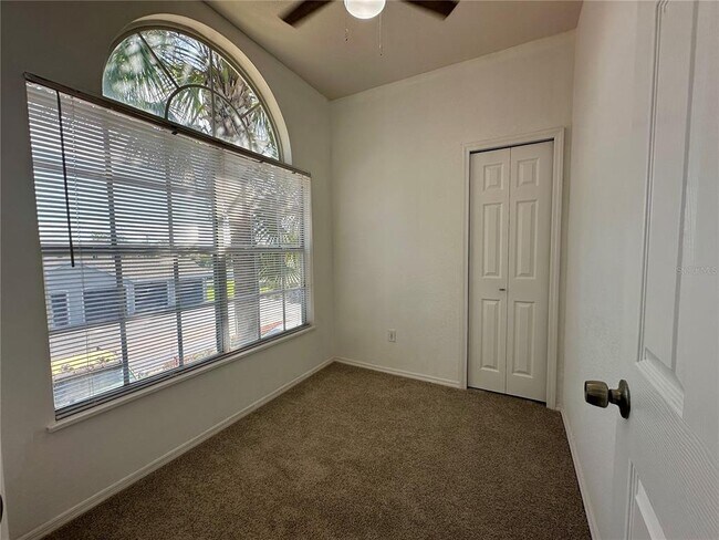 Building Photo - 1612 Columbia Arms Cir