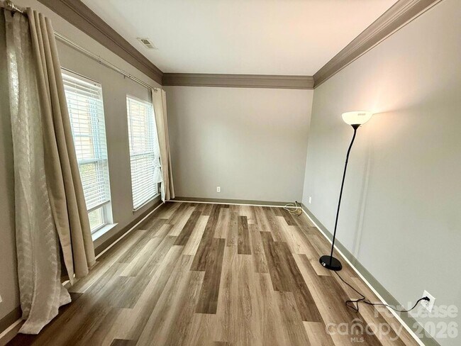 Building Photo - 13141 Wilburn Park Ln
