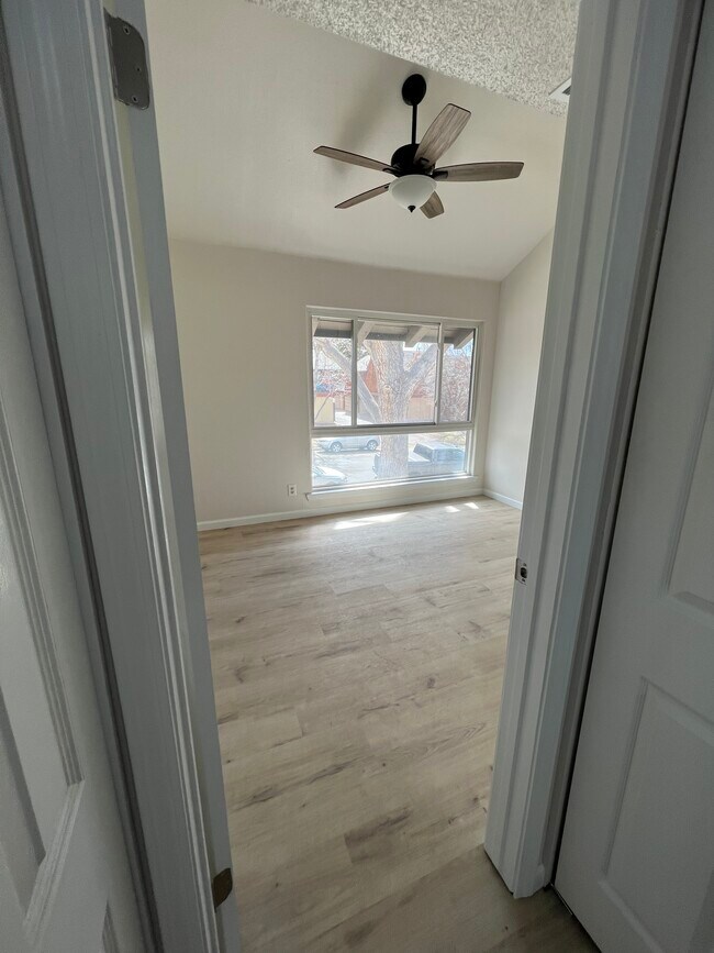 Loft bedroom - 1338 S Crystal Way