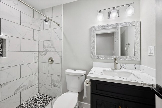 Building Photo - 378 Alabama Ave