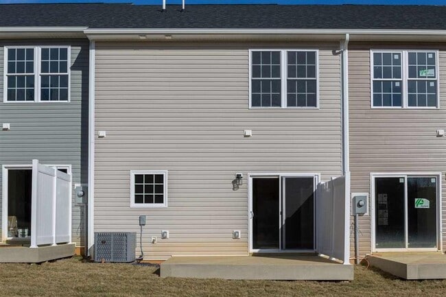 Building Photo - 1157 Bluemoon Dr
