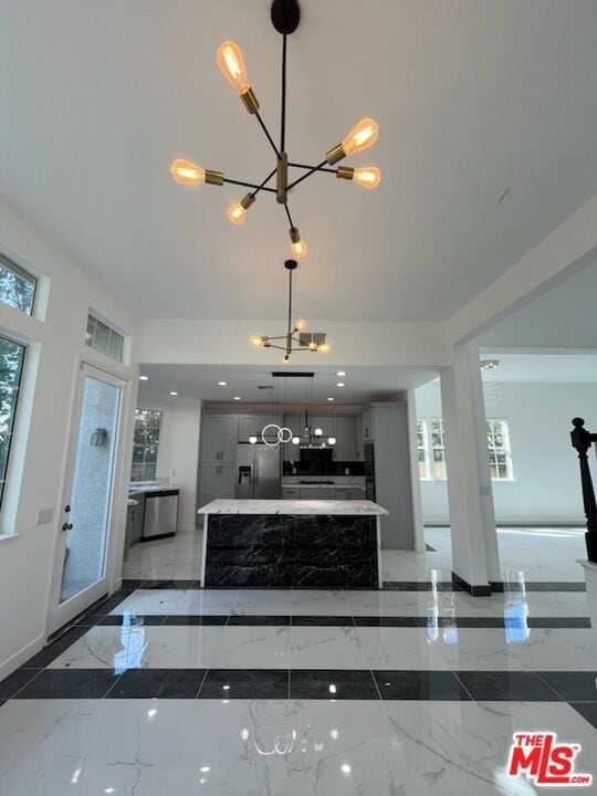 Building Photo - 2320 Diamond Head Way