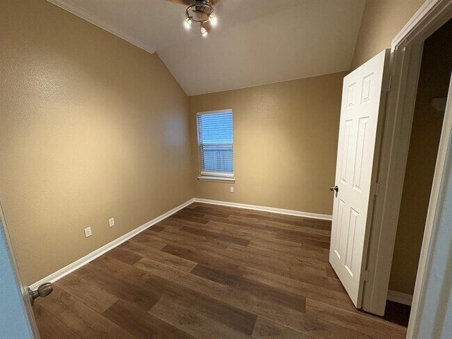 Building Photo - 2989 Peacemaker St
