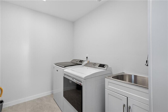 Building Photo - 1324 Ace Mcmillian Rd