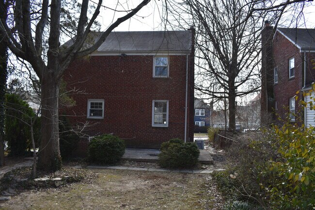 Building Photo - Williamsburg