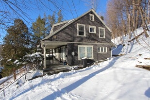 Building Photo - 831 Lancaster Ave