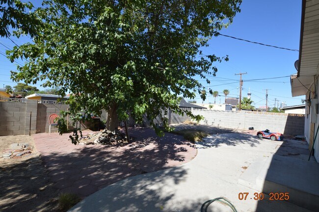 Building Photo - 2800 Alcoa Ave