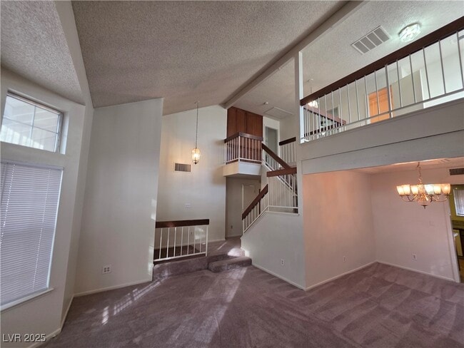 Building Photo - 321 S Bent Creek Dr